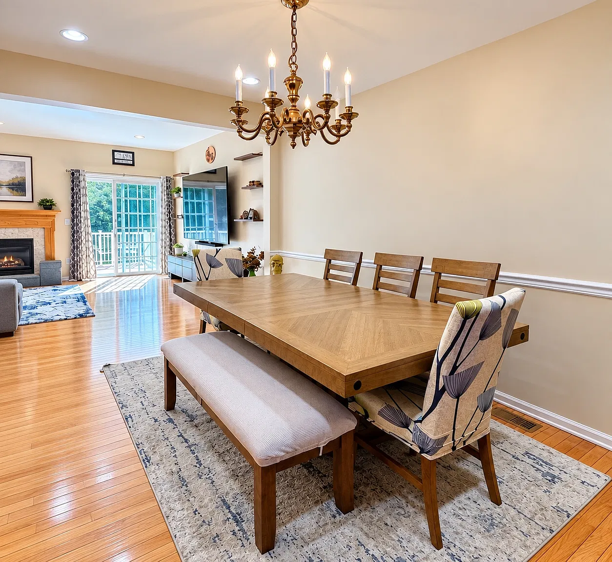 3 bed, 2.5 bath, 1700 sqft, $3,750 — Photo 3