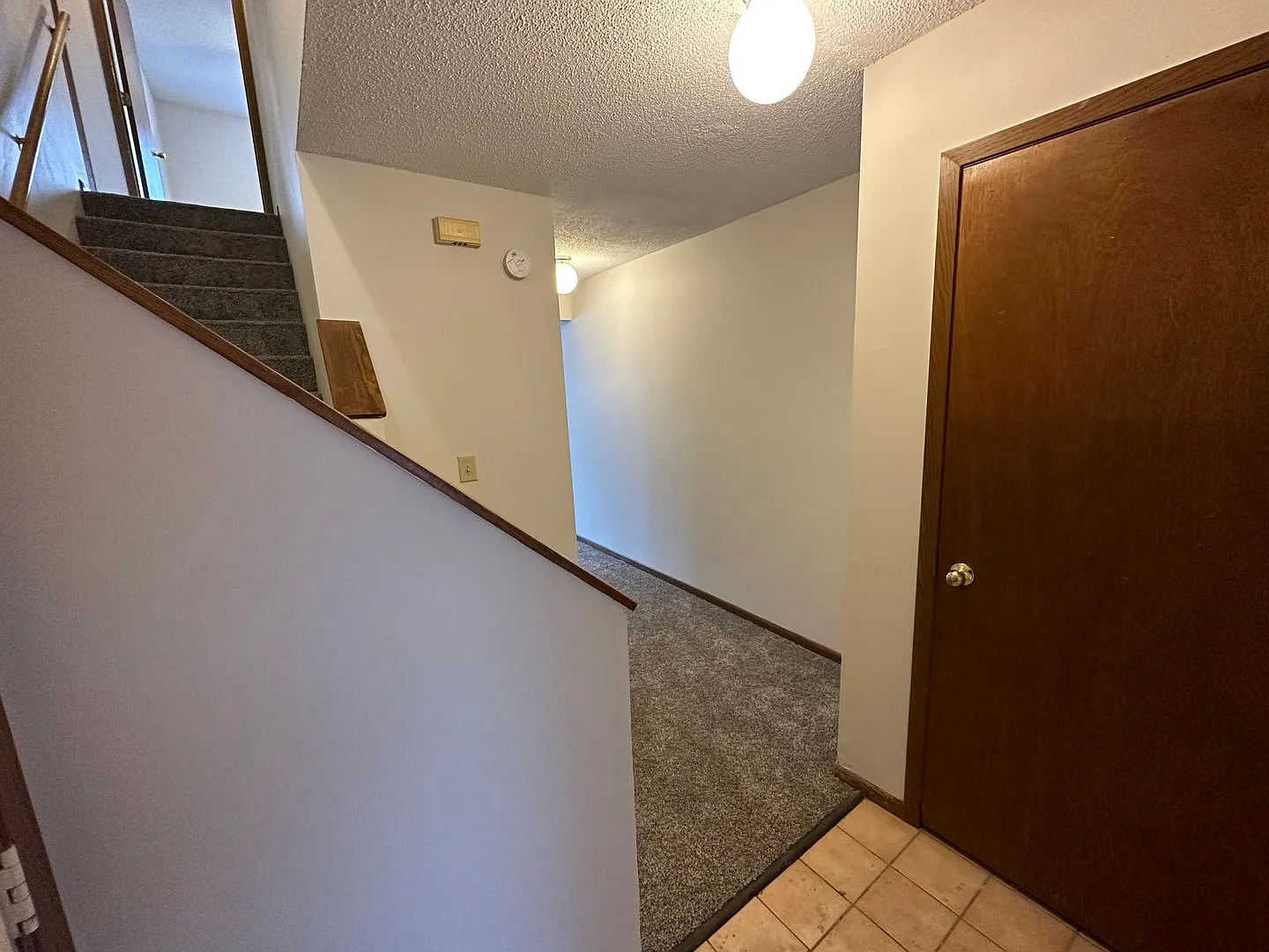 1525 Little Bluestem Ct — Photo 3