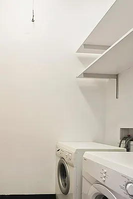 Sold by Level Group | media 6
