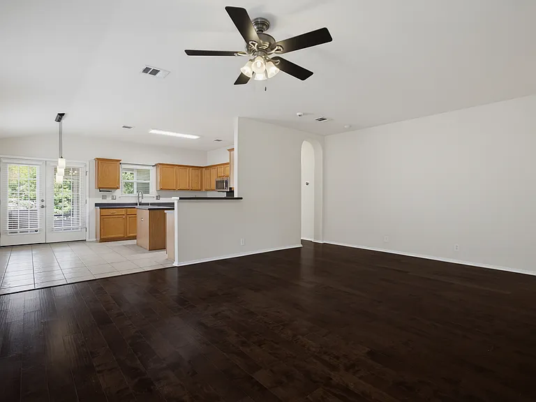 538 Lynx Mountain — Photo 4