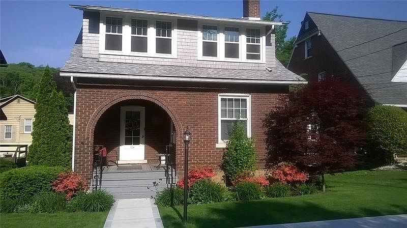 1st image of 704 N McKean St