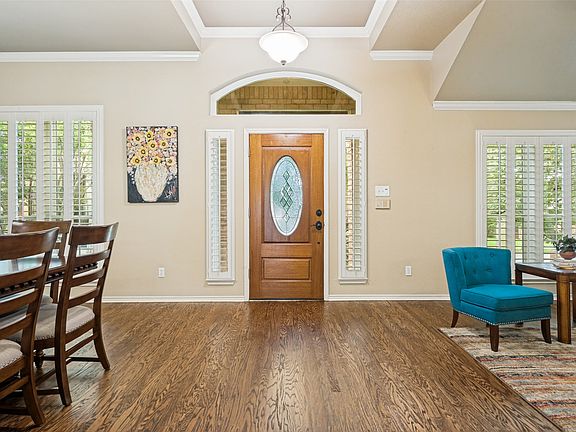 3rd image of 2119 Shumard Oak Ln