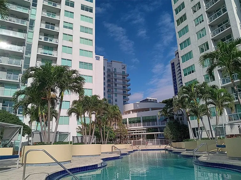 244 Biscayne Blvd #2805 — Photo 15