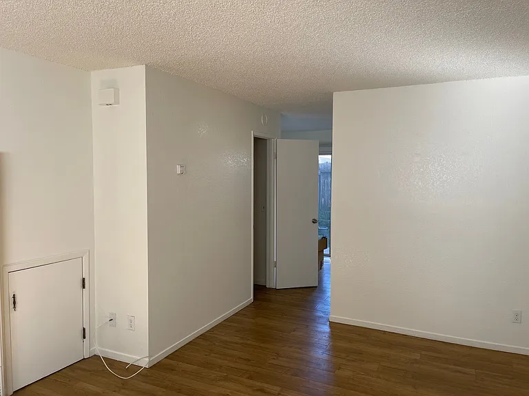 1158 Ash St — Photo 7