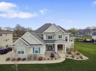 5636 Cottontail Dr, Waunakee, WI 53597