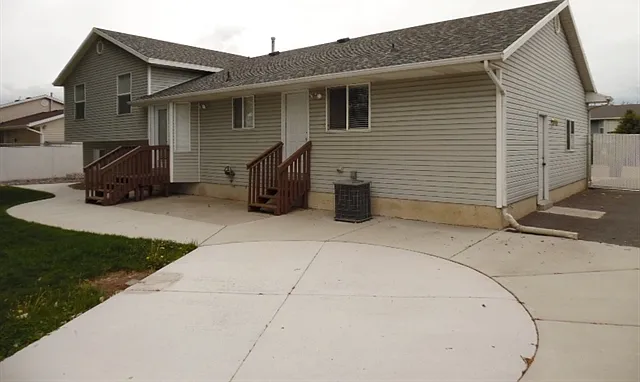 1475 S 810 W — Photo 14