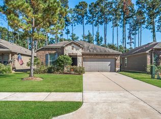 2055 Lost Timbers Dr, Conroe, TX 77304
