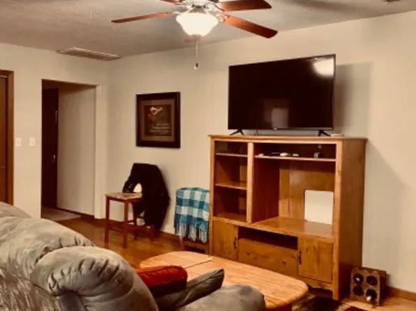 214 1/2 Main St #214-1/2