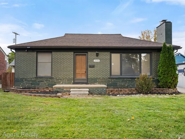 26056 Lyndon, Redford, MI 48239