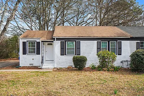 1716 Lisbon Dr SW #1 Photo 1