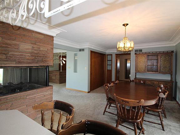 5th image of 206 S Buffalo Bill Ave
