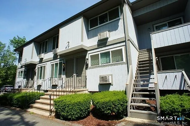 37 Ferris Ave #4 — Photo 11