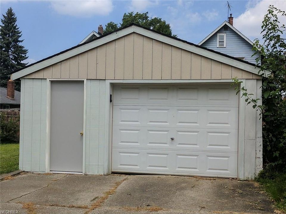 2nd image of 491 Palmetto Ave