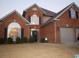 2000 Forest Lakes Ln, Sterrett, AL 35147