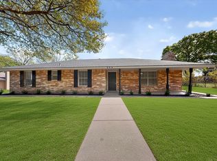 208 Gregory Dr, Desoto, TX 75115