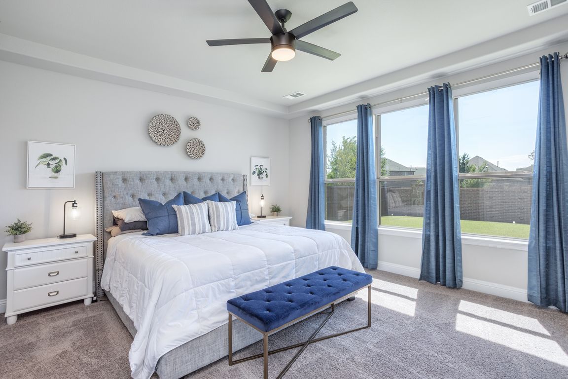 next background image