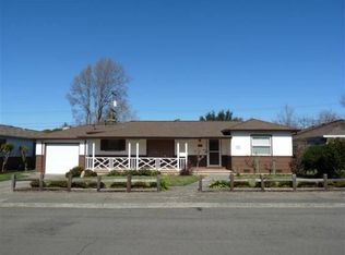 2733 Magowan Dr, Santa Rosa, CA 95405