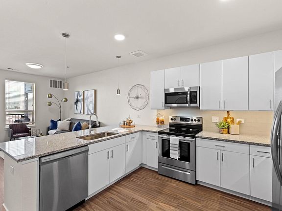 2nd image of 3701 Marion St #305