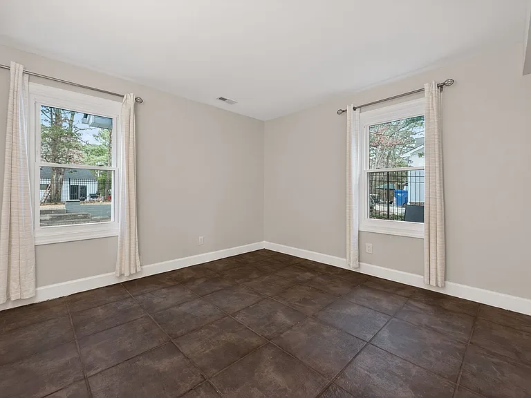 1112 Stonehedge Ave — Photo 29