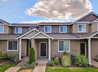 2210 SE Palmquist Rd, Gresham, OR 97080