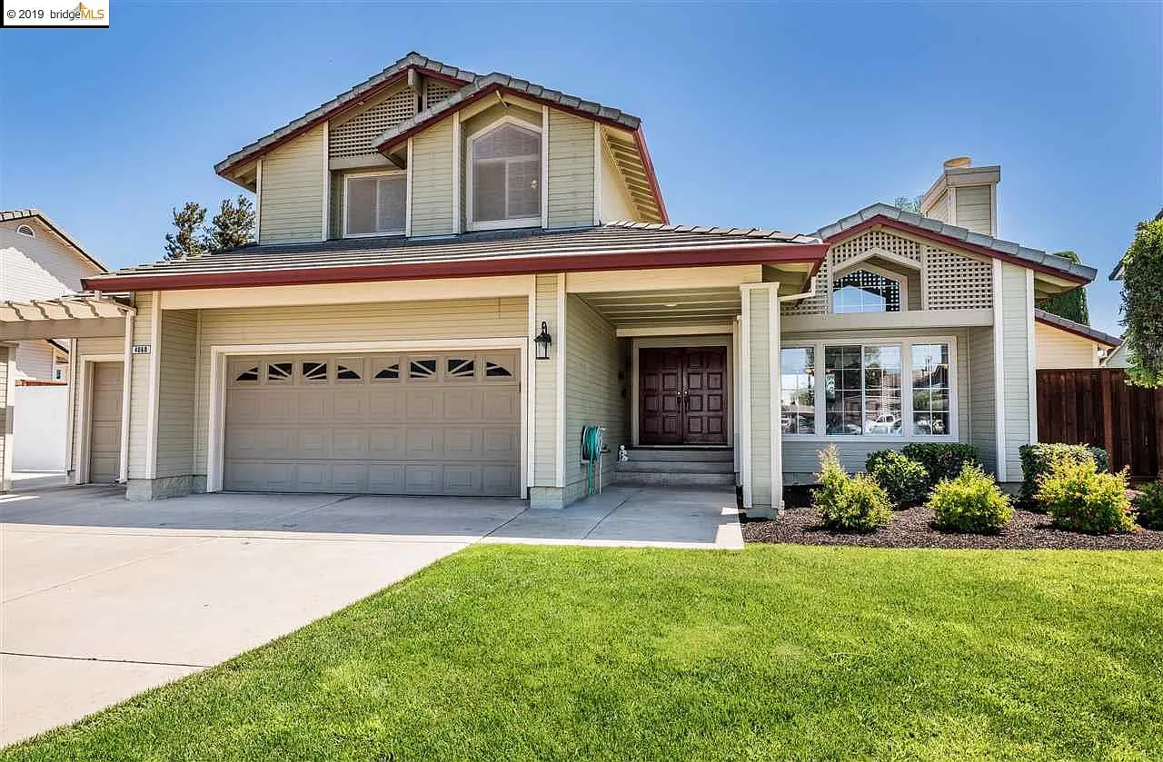 4060 Meadows Ln photo 1
