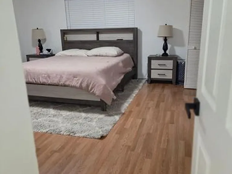 810 Sandtree Dr — Photo 15