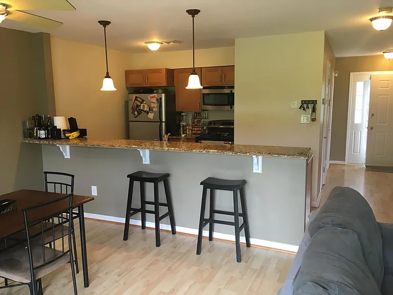 371 Jonathan Ct — Photo 5