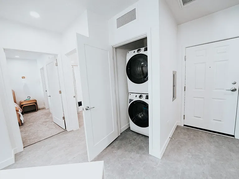 In Unit Washer and Dryer
