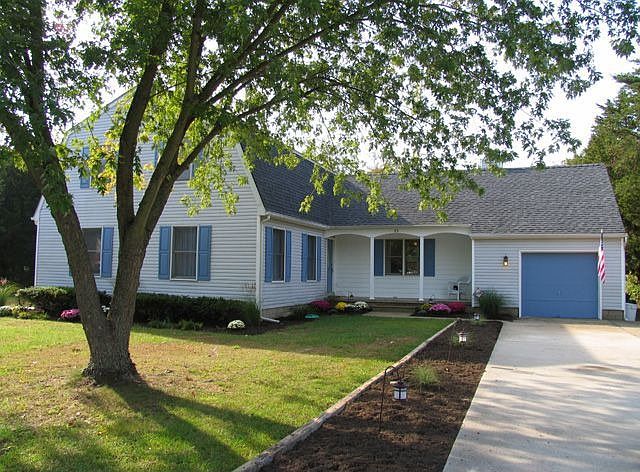 4 BR 3 Bath Single Family