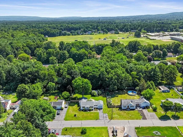 26 Greenmeadow Ln, Granby, MA 01033
