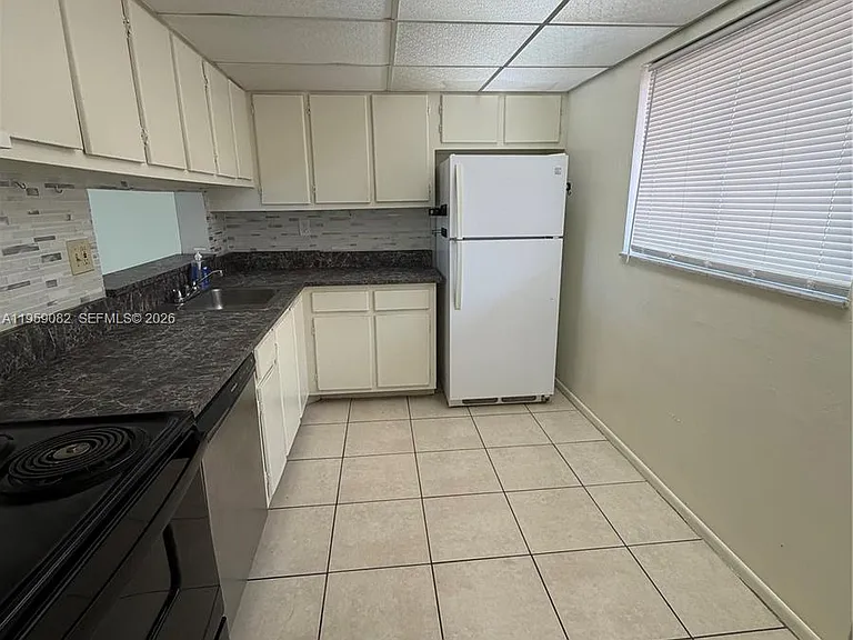 8600 SW 133rd Avenue Rd #422 — Photo 3