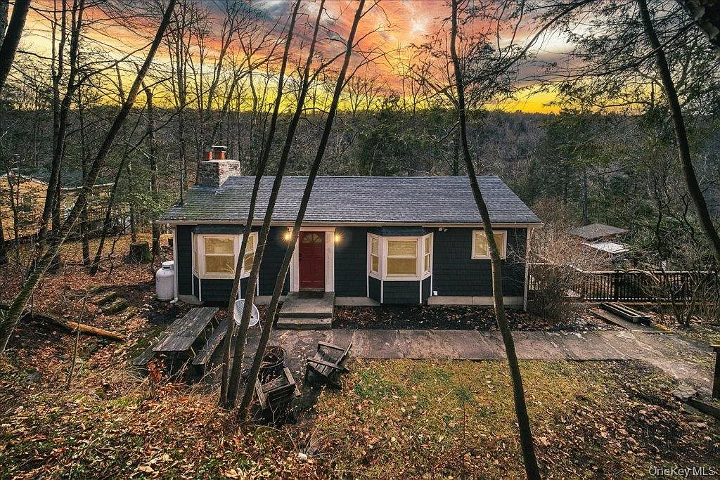 34 Overlook Road photo 1