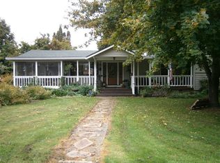 405 Parkhill Pl, Grants Pass, OR