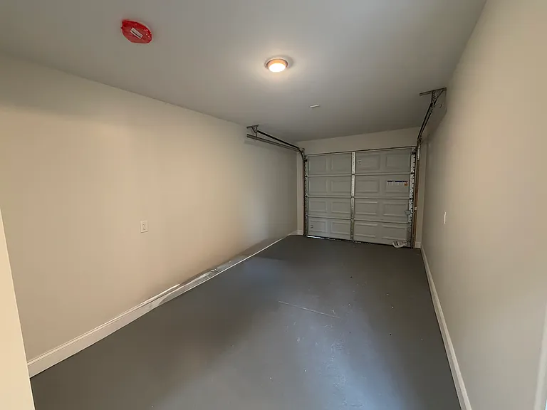 413 Evans Ave — Photo 22