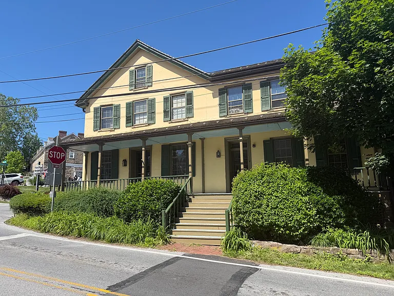 1298 Hares Hill Rd — Photo 46