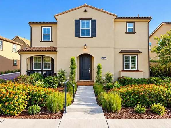 2130 Harvest Loop, Santa Paula, CA 93060