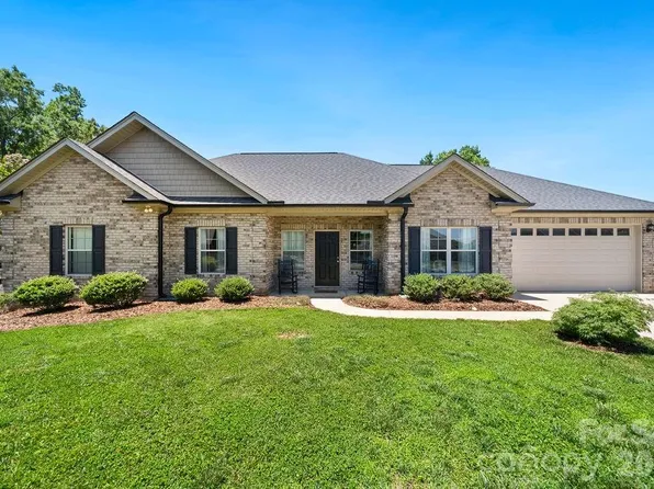 5226 Sustar Dr, Monroe, NC 28110
