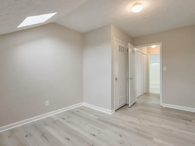 1627 Homestead Trl #1 — Photo 29