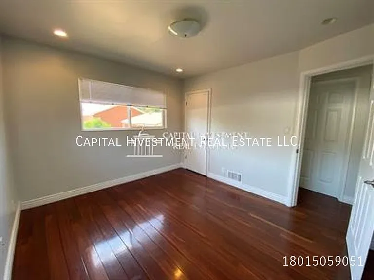 2626 S 1700 E — Photo 9