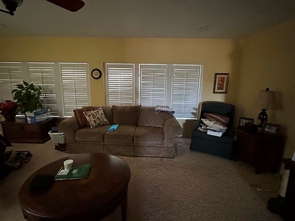 4th image of 20 Elbert Hts