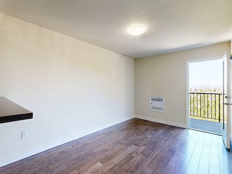 740 Rhode Island St #208 — Photo 8
