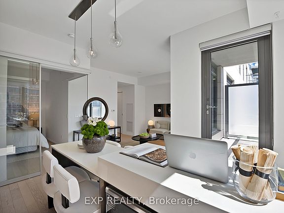 2nd image of 12 Bonnycastle St #625