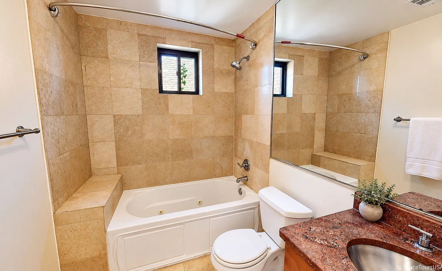 2 bed, 989 sqft, $1,700 — Photo 2