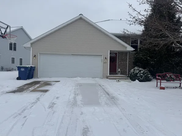 2037-2039 River Point Ct #2037, De Pere, WI 54115