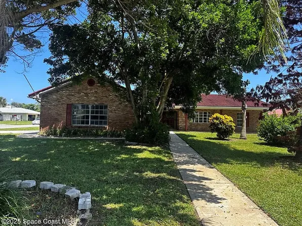 2201 Rosewood Dr, Melbourne Beach, FL 32951