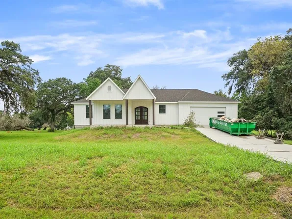 461 Rancho Chico Trail, Angleton, TX 77515