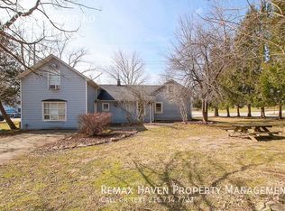 10295 Stafford Rd, Chagrin Falls, OH 44023