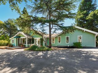 690 Palm Ave, Penngrove, CA 94951