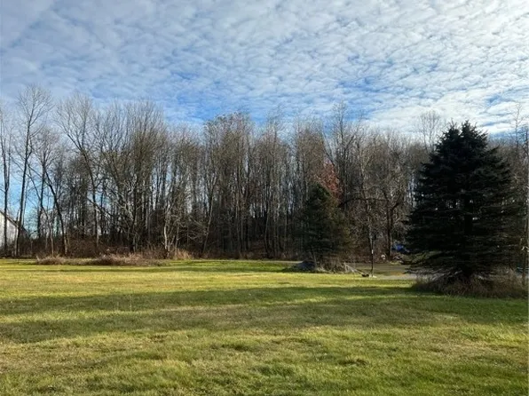 6949 Van Buren Rd, Clinton, OH 44216