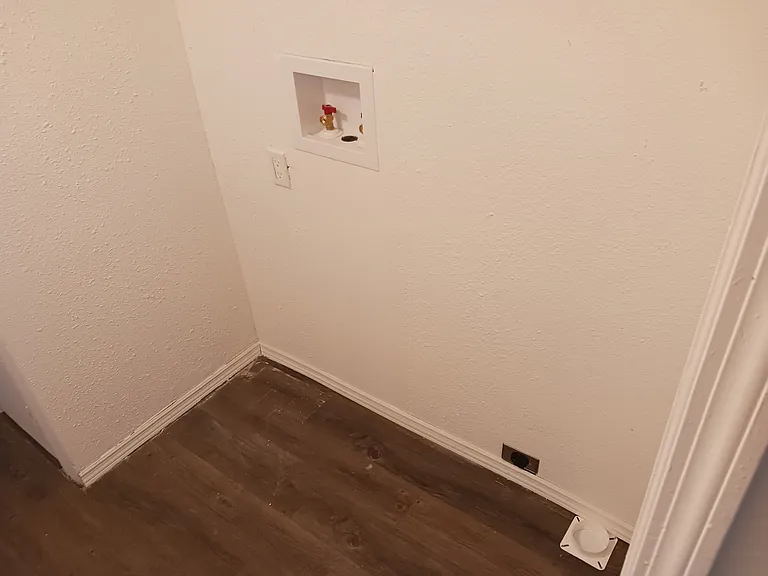 412 Skywood Dr #4 — Photo 9